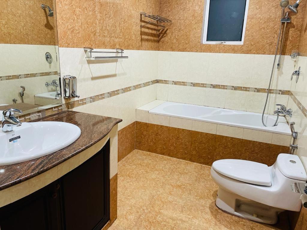 Aradhana Airport Transit Hotel Katunayaka Kültér fotó