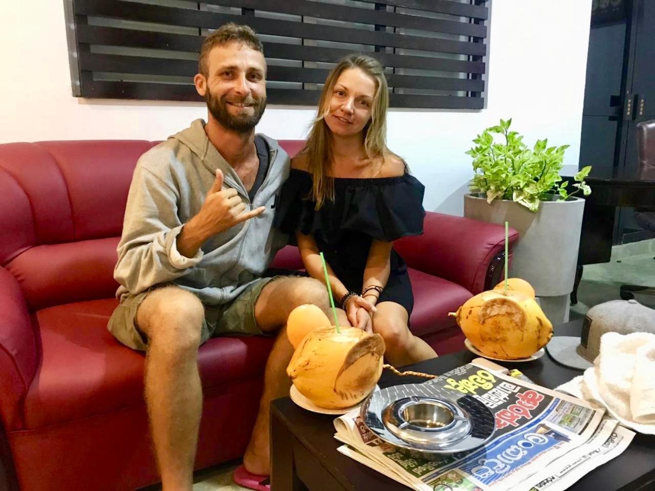 Aradhana Airport Transit Hotel Katunayaka Kültér fotó